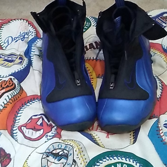 NIKE Flightposite - Picture 2 of 3